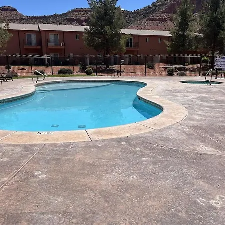 3Br / 2Ba Townhome With Pool, Patio, Wifi, Washer/Dryer Kanab Exterior photo