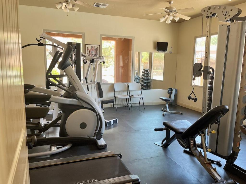 3br / 2ba Townhome With Pool, Patio, Wifi, Washer/dryer Holiday home Kanab